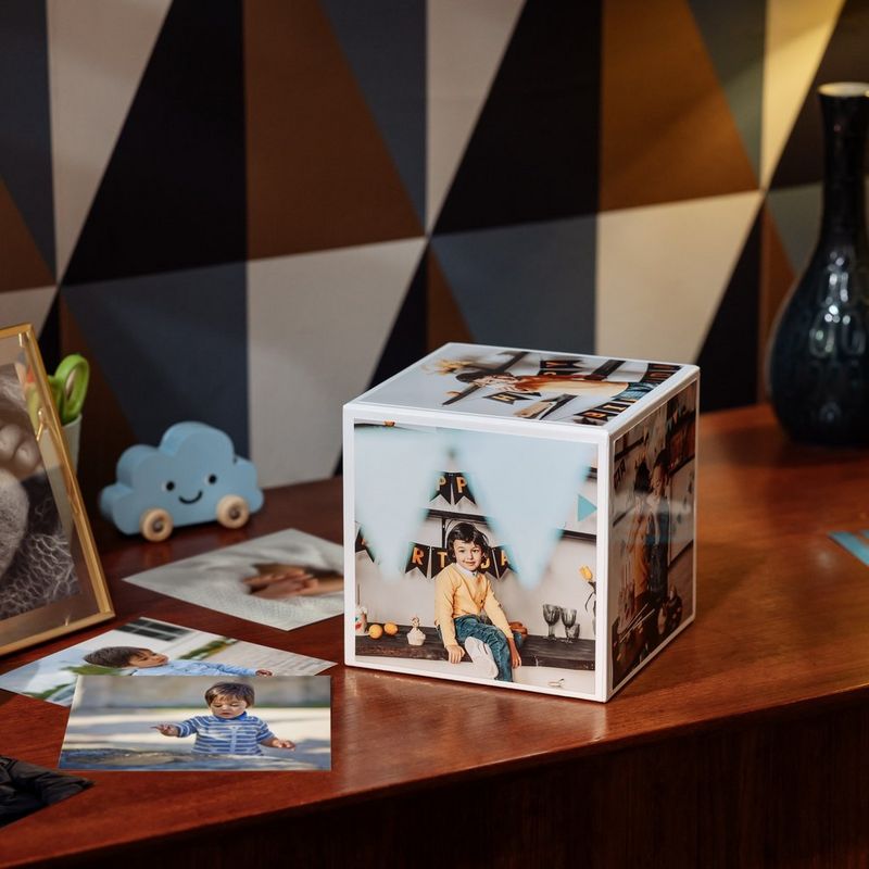 Canon Photo Cube and Frame + PP-201 5x5” Photo Paper Plus Glossy II (40 sheets) - Creative Pack, Pink Photo cube with image of a kid