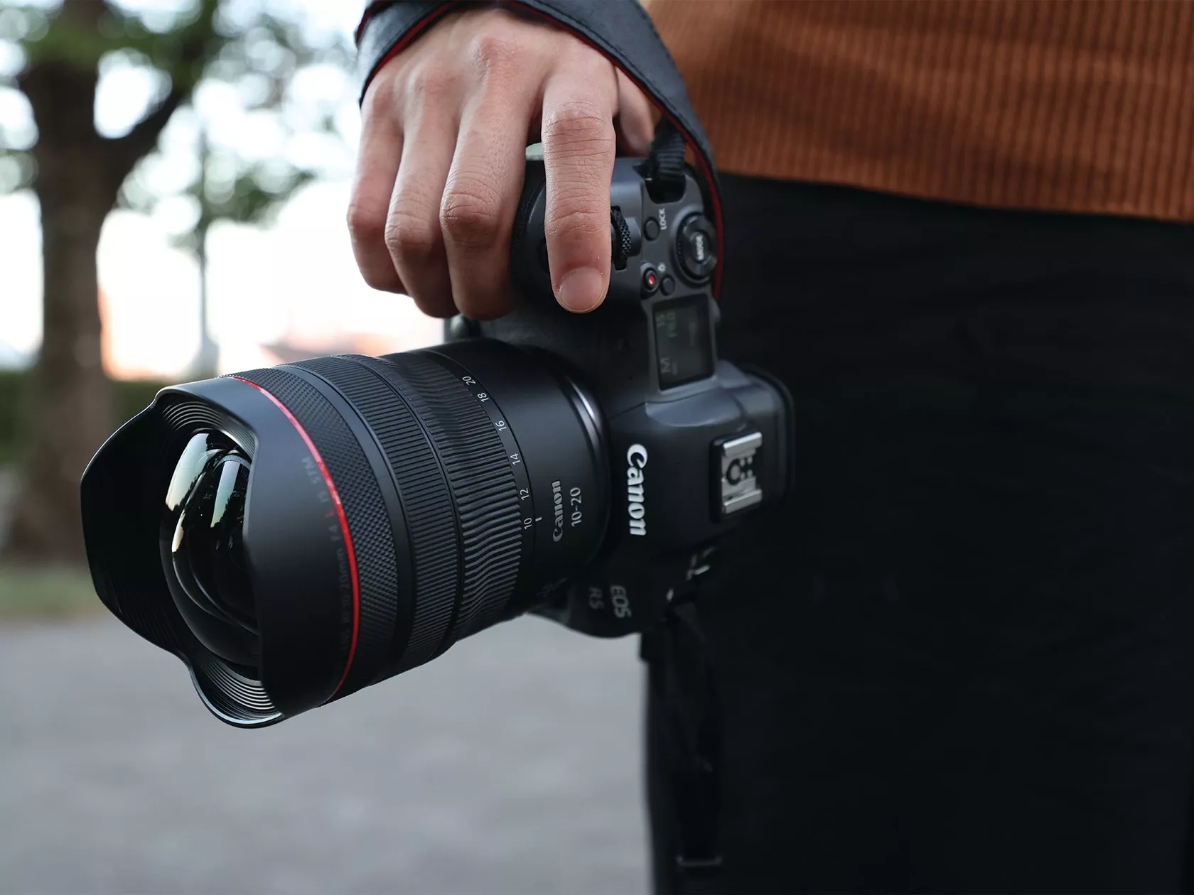 rich 6182c005 rf 10 20mm f4l is stm 07?w=1680&bg=gray95&fmt=webp