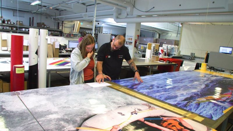 Automated workflow solution for retail print