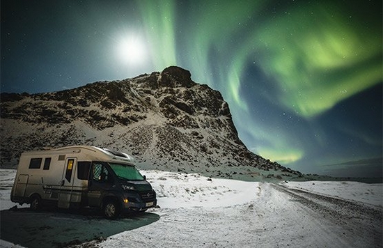A family adventure chasing the Northern Lights