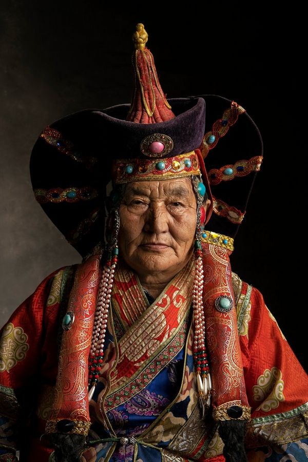 A Mongolian man in traditional dress. Taken by Alessandra Meniconzi on a Canon EOS R.