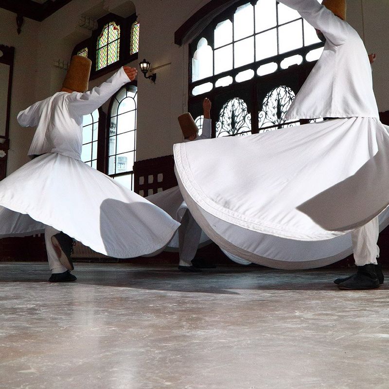 Be spontaneous. Enjoy fast, responsive focusing