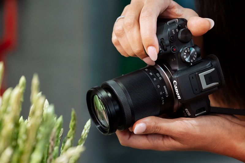 Canon annonce la fin de sa gamme de reflex professionnels au