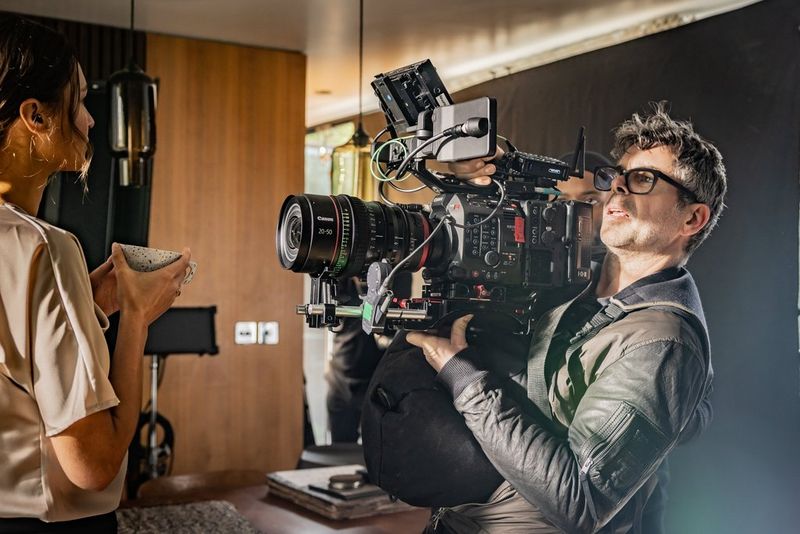 Canon lanza una gama de objetivos híbridos con look cine para TV