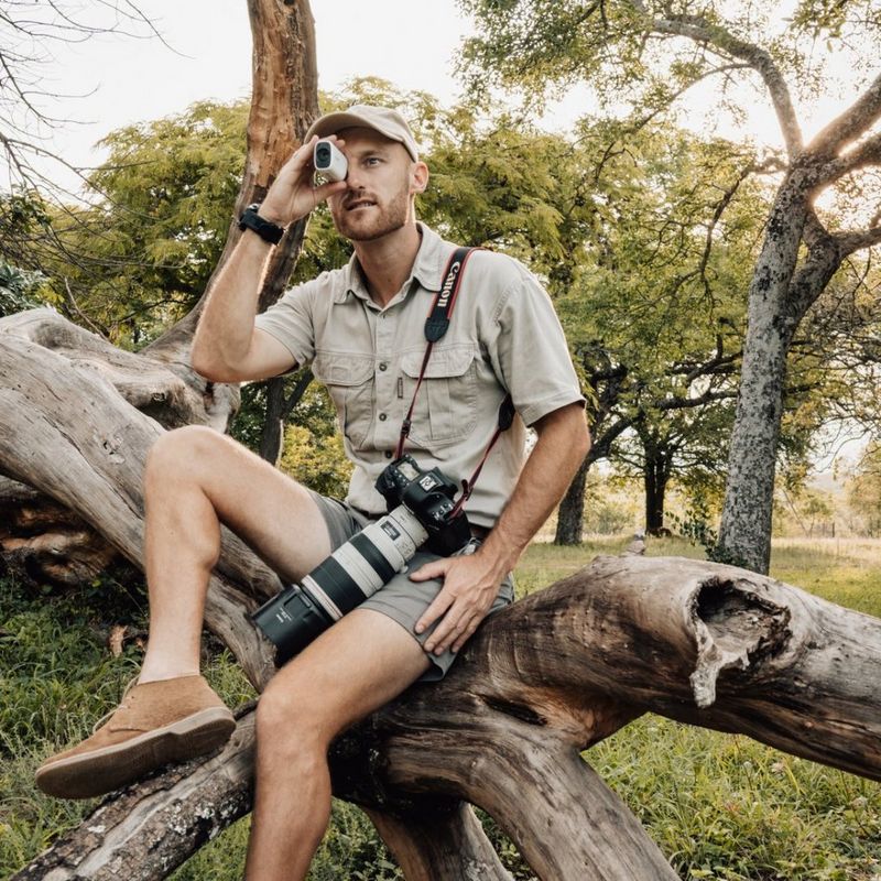 ecom_Nature_and_Wildlife_Cameras_and_Lenses_image-1_may23_1-1_v1_sa