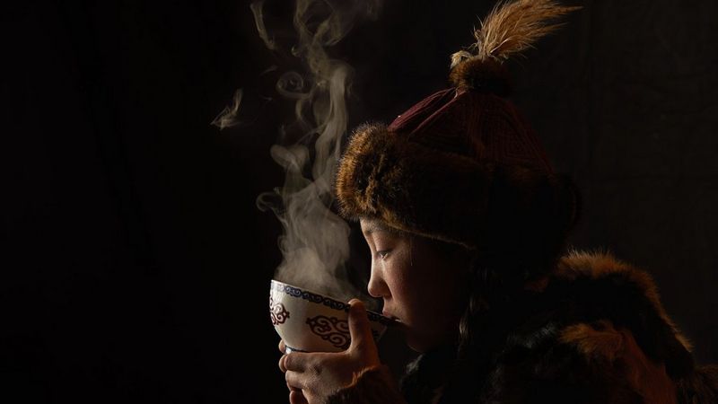 ecom_Portrait_Photography_Top_Banner_Jan24_16x9_an