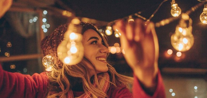 ecom_UAE_Christmas-Hub_Oct19_lg_v1_rb