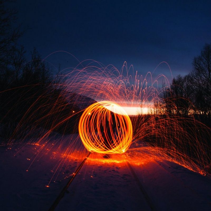 ecom_Winter_Cashback_Italy_Light_1x1_Nov25_an