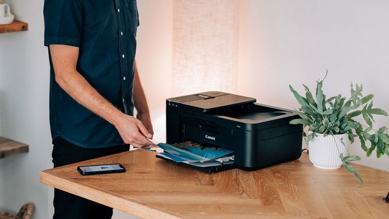 ecom_back-to-work_jan23_16-9_v1_mb