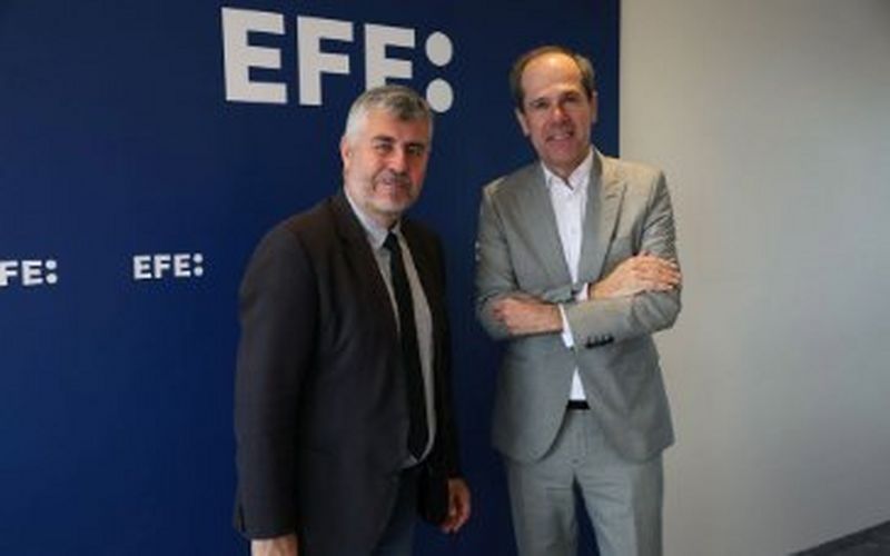 Canon y EFE renuevan un acuerdo por el que crearán becas para fomentar las nuevas narrativas visuales