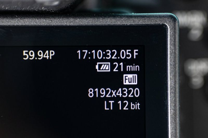 EOS R5 C