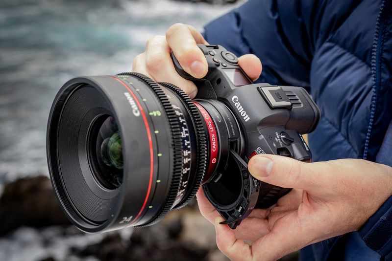 Compatible & Adaptable Lenses - EOS R - Canon Cyprus