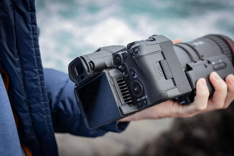 EOS R5 C
