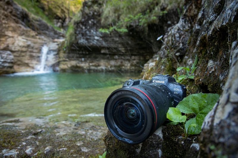 Canon EOS R5 Review for Travel Photography - Finding the Universe