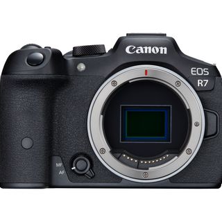 EOS R7 од Canon