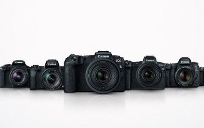 Canon celebrates production of 100 million EOS-series inter-changeable-lens cameras