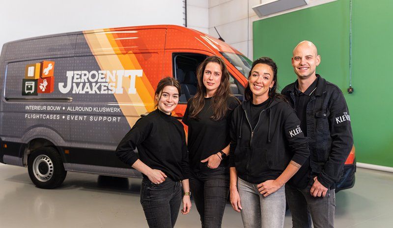 Fleet and vehicle graphics printing