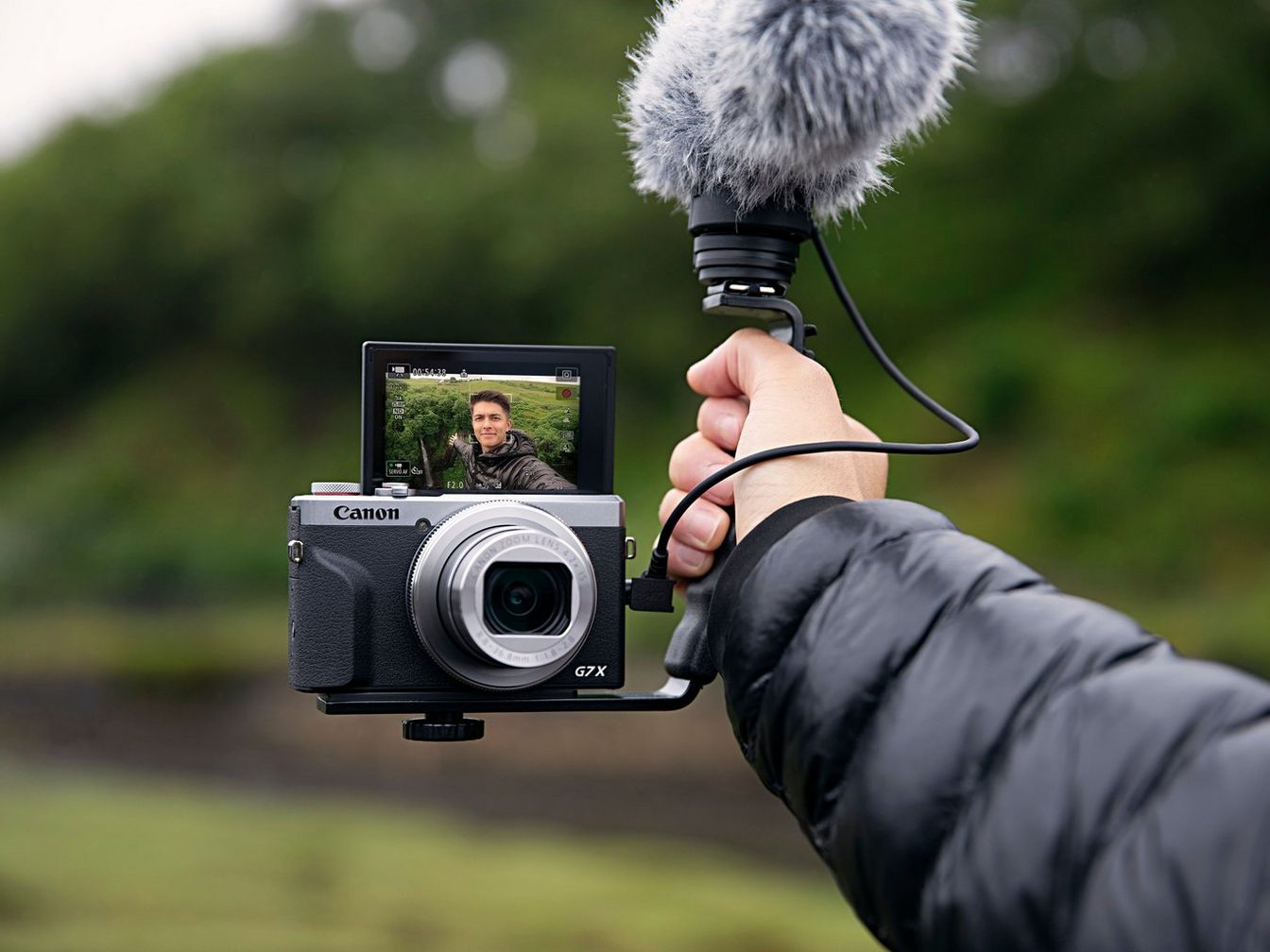 Vlogging Cameras - Canon UK