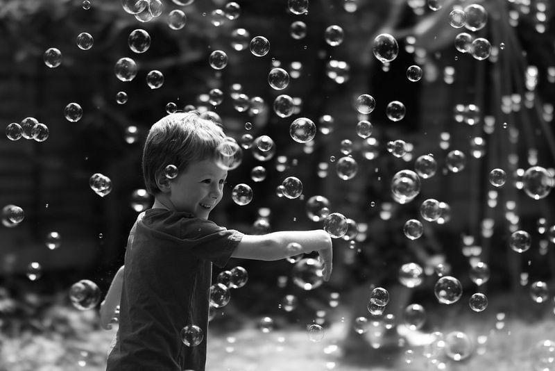 Bulles de savon photo et image  portraits, portraits d'enfants