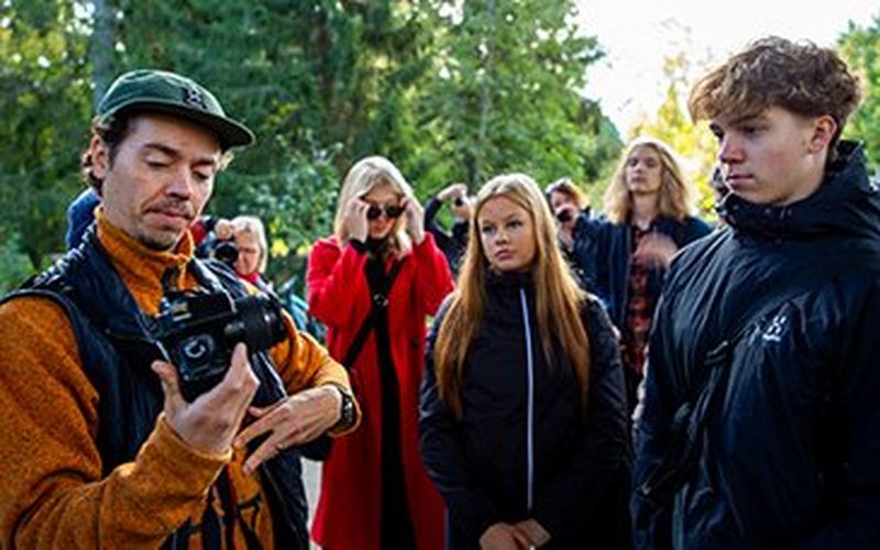 Oululaiset nuoret saivat oppeja luovaan itseilmaisuun ja valokuvaamiseen Canonin tukemana