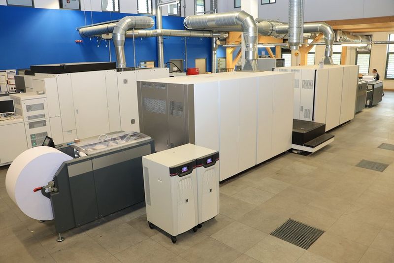 Victor Buck Services installe la première imprimante digitale à bobine du Luxembourg en partenariat avec Canon 