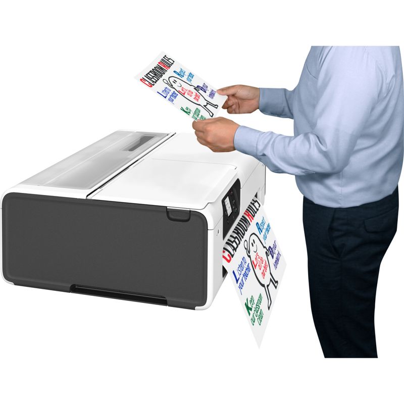 Canon imagePROGRAF TC-20M creating smooth workflows with easy to set up roll paper.