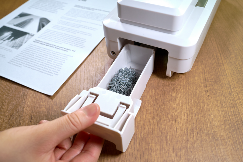 Instant Staple Remover-A1