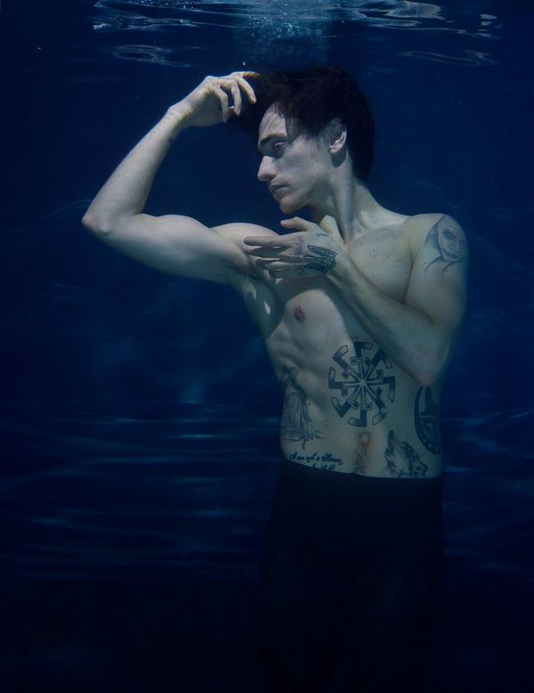 sergei underwater sergei polunin graceful beast