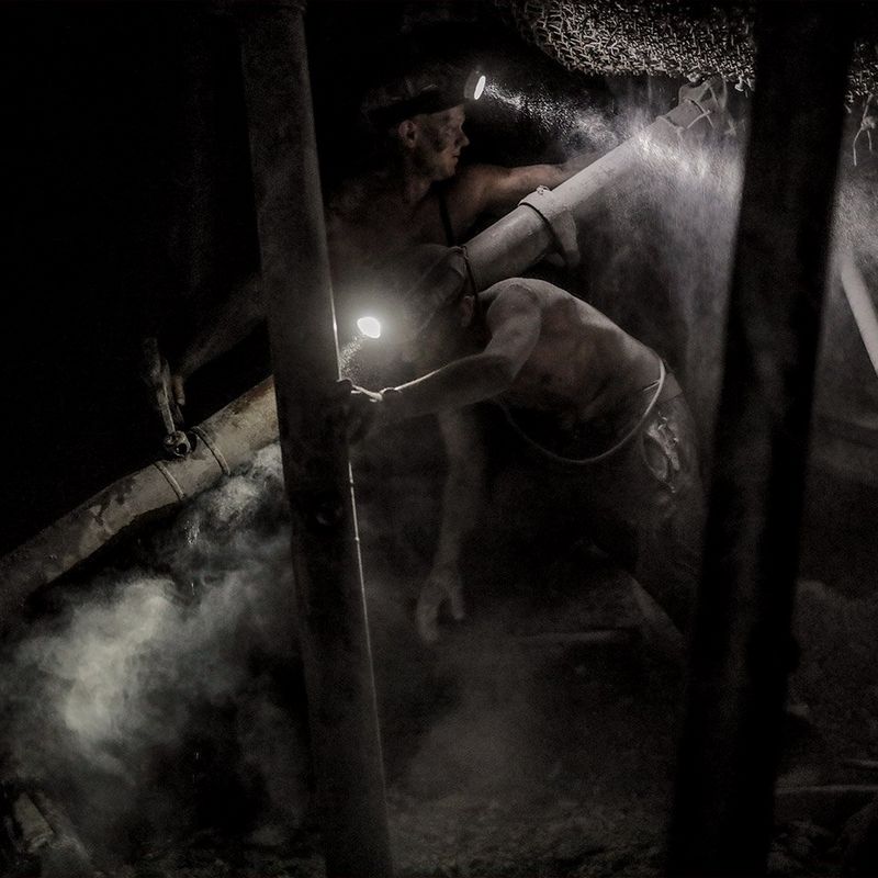 Male mine workers in Romania shot on the Canon EOS R & RF 50mm f/1.2L USM