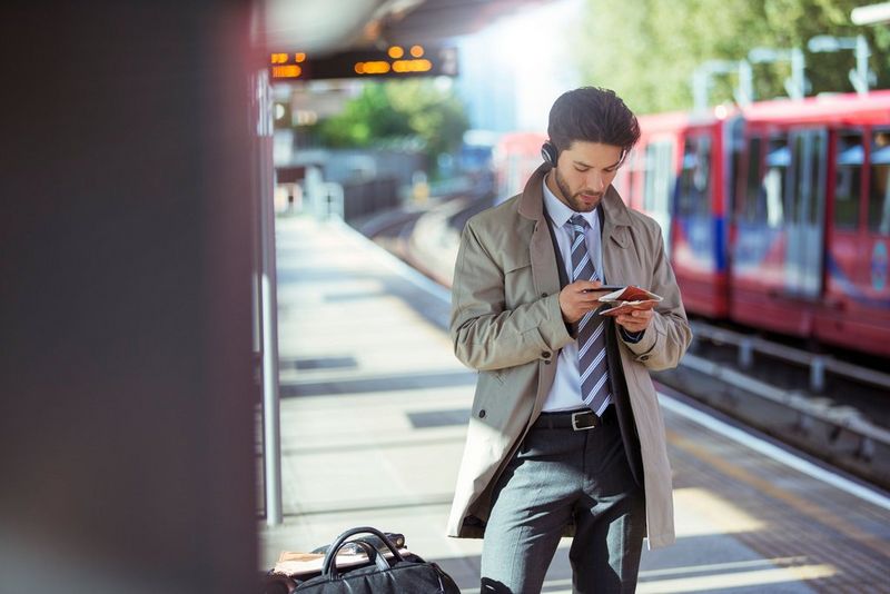 APPLICATION DÉDIÉE AUX TÉLÉPHONES PORTABLES ET AUX TABLETTES