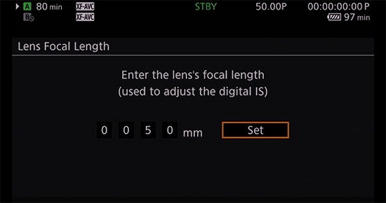 Automatically obtains focal length
