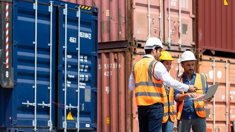 Digitalising Information Management in the Logistics Sector