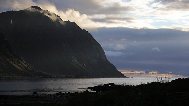 mountain cloud RF 24-240mm sample richard walch