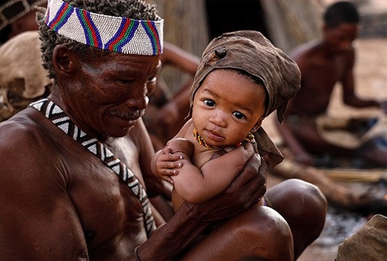 Naankuse bushmen in Namibia shot on the Canon EOS R with RF 24-105mm F4L IS USM