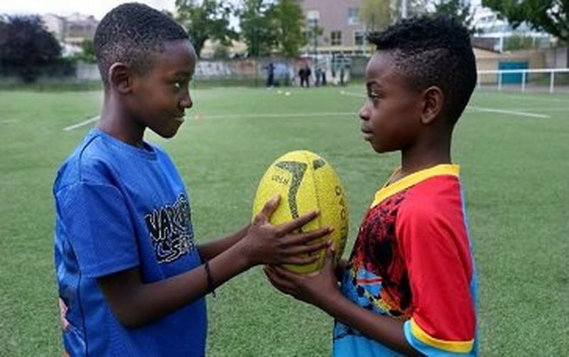 Canon présente l’exposition photographique des jeunes participants à son Young People Programme :  « Rugby, l’école de la vie »