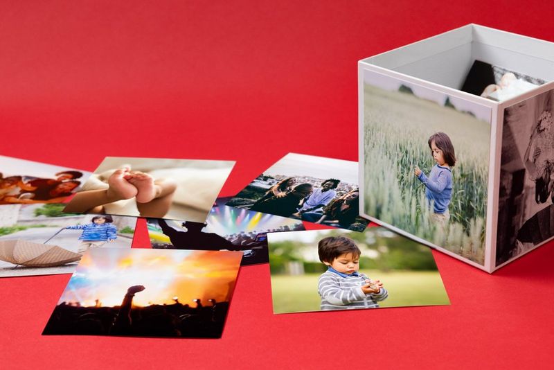 Create a personalised family photo album - Canon UK