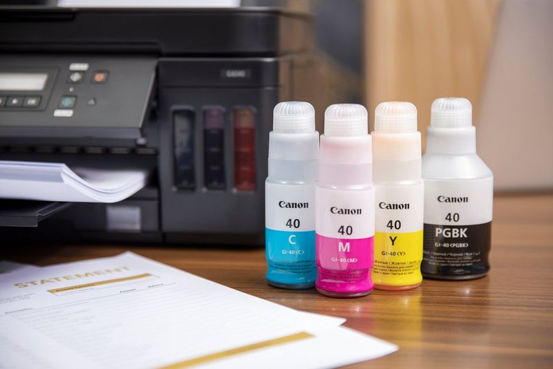 Impresora con tecnología de inyección de tinta a base de pigmentos de color  negro Canon