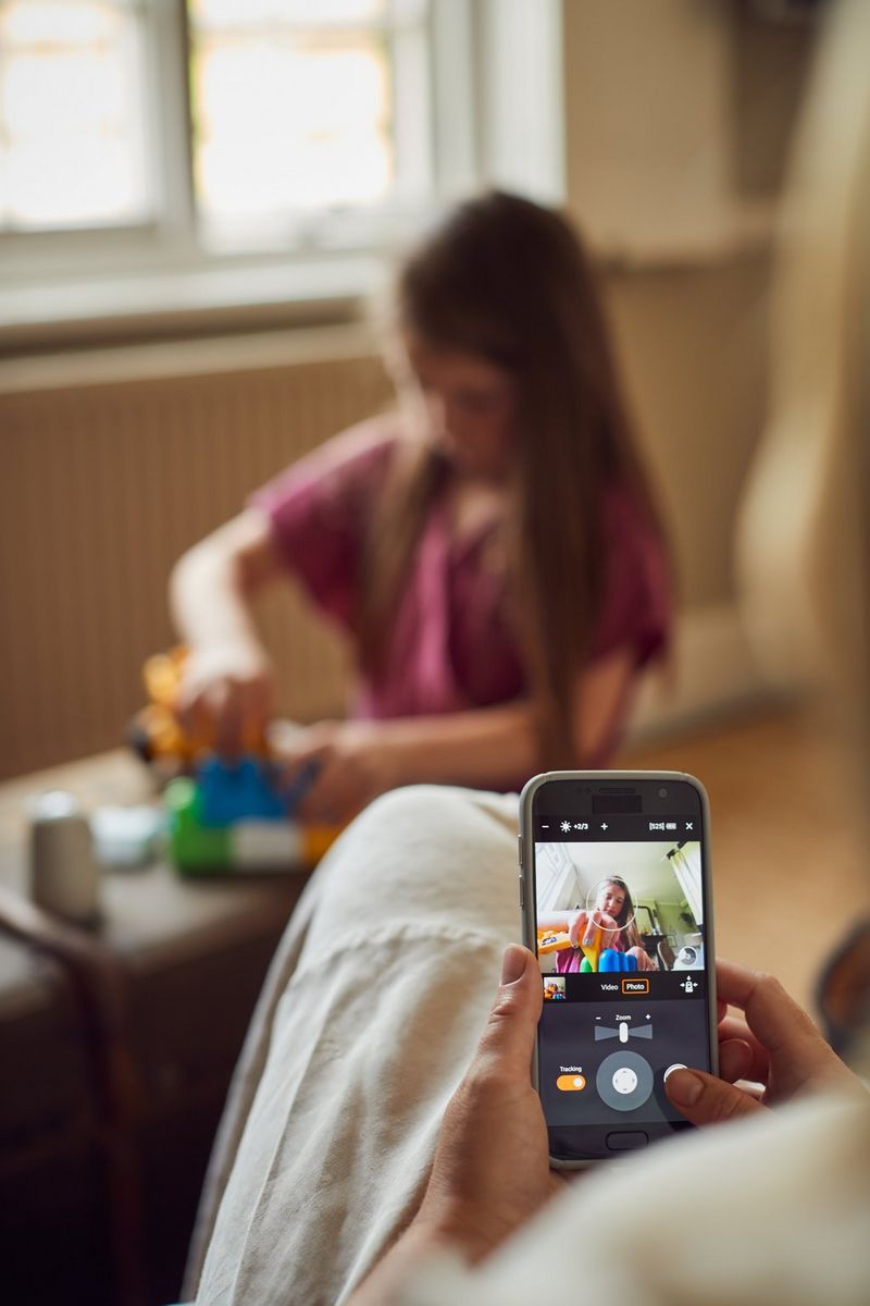 Captura momentos únicos con una cámara fotográfica profesional → TransMedia