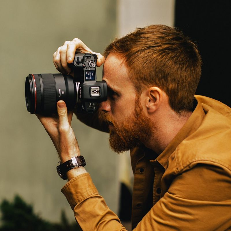 Javier Cortés, ambassadeur Canon, photographe de mode et portraitiste.