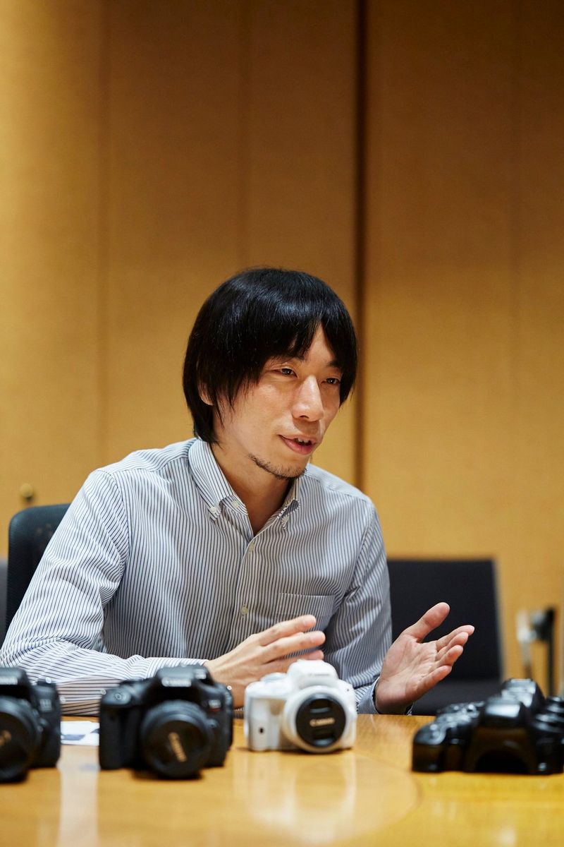 Hironori Oishi, concepteur en chef pour Canon Inc.