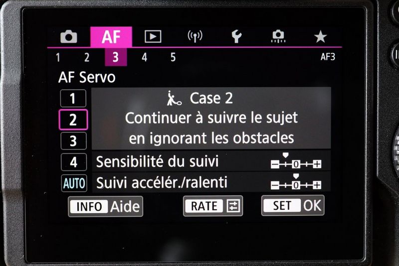 The AF configuration screen of an EOS R6 showing the camera set to Servo AF with the Case 2 preset selected.