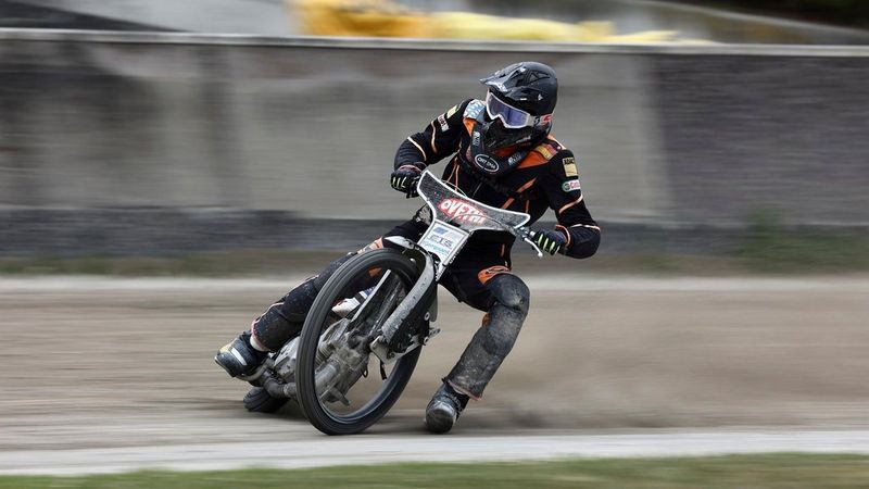 sample canon ambassador richard walch speedway solo