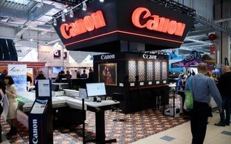 RemaDays2020. Canon zadziwia technologią druku. Rembrandt XXI wieku?