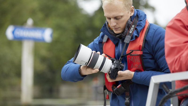 Canon RF 1200MM f8 L IS USM