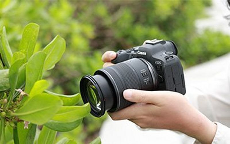 Canon unlocks new creative possibilities with introduction of RF 28-70mm F2.8 IS STM – a compact and lightweight fast aperture zoom lens