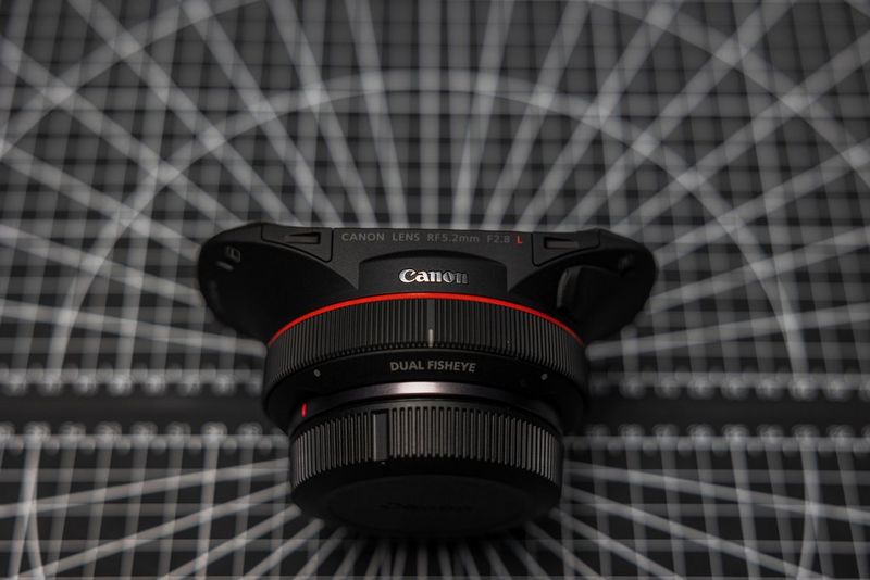 RF 5.2mm F2.8L DUAL FISHEYE