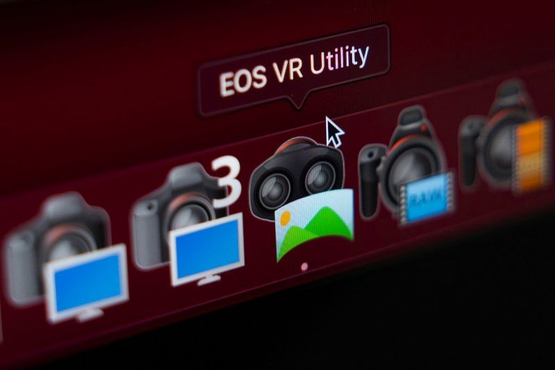 Canon's EOS VR Utility software.