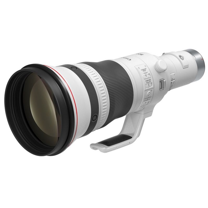 Un obiettivo Canon RF 800mm F5.6 L IS USM.