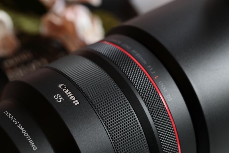 canon camera lens front view