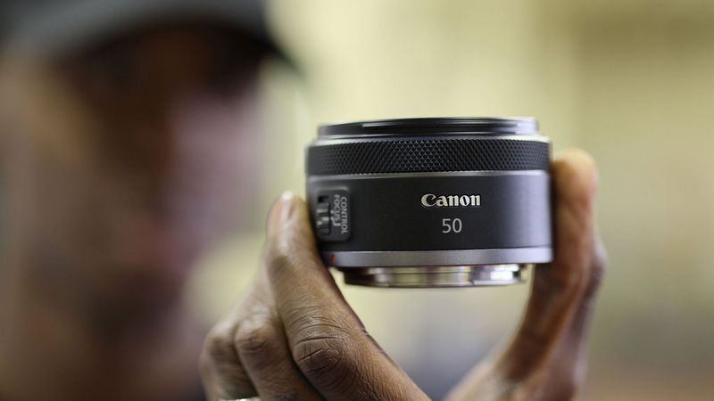 Canon RF50mm F1.8 STM - カメラ